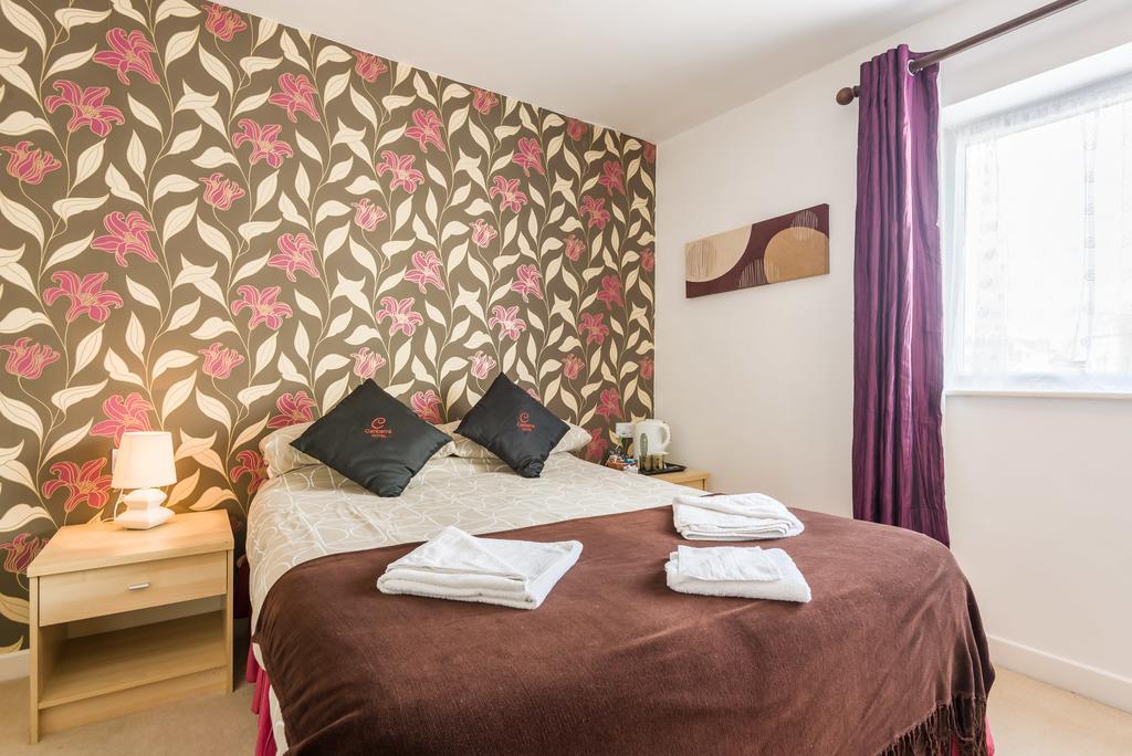 Uk Travel & Hospitality Ltd Ta Canberra Hotel Μπλάκπουλ Εξωτερικό φωτογραφία