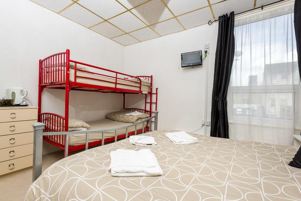Uk Travel & Hospitality Ltd Ta Canberra Hotel Μπλάκπουλ Εξωτερικό φωτογραφία