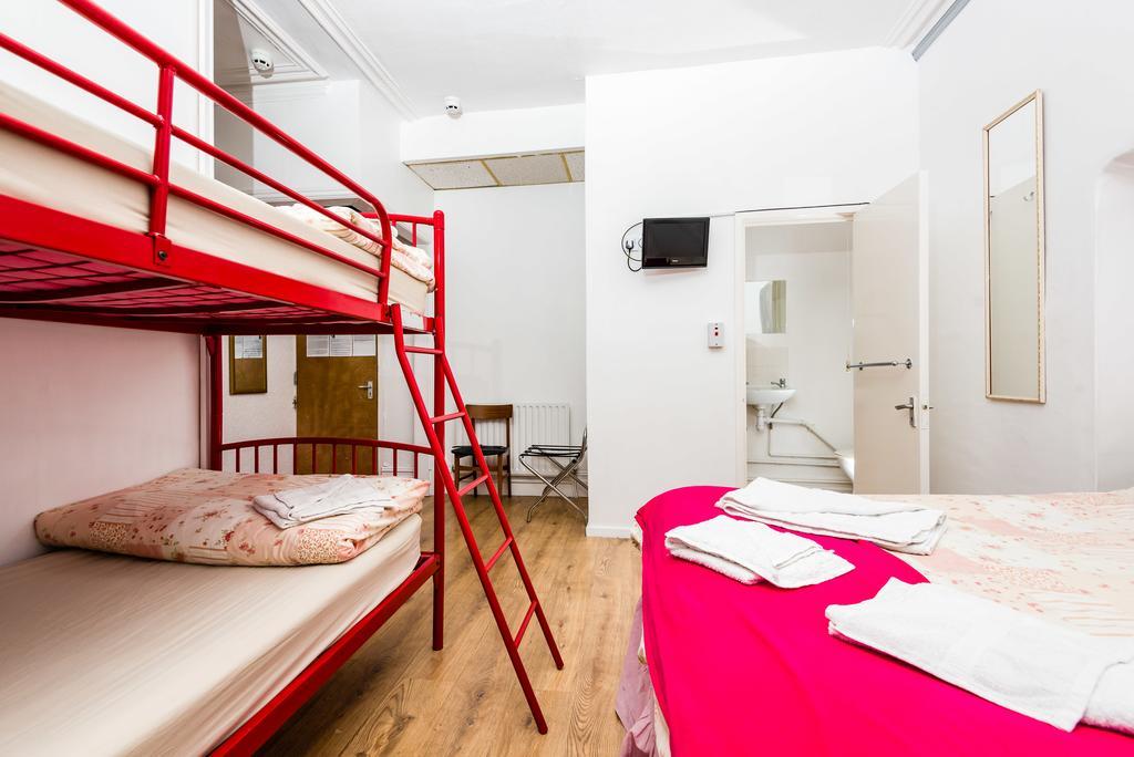 Uk Travel & Hospitality Ltd Ta Canberra Hotel Μπλάκπουλ Εξωτερικό φωτογραφία