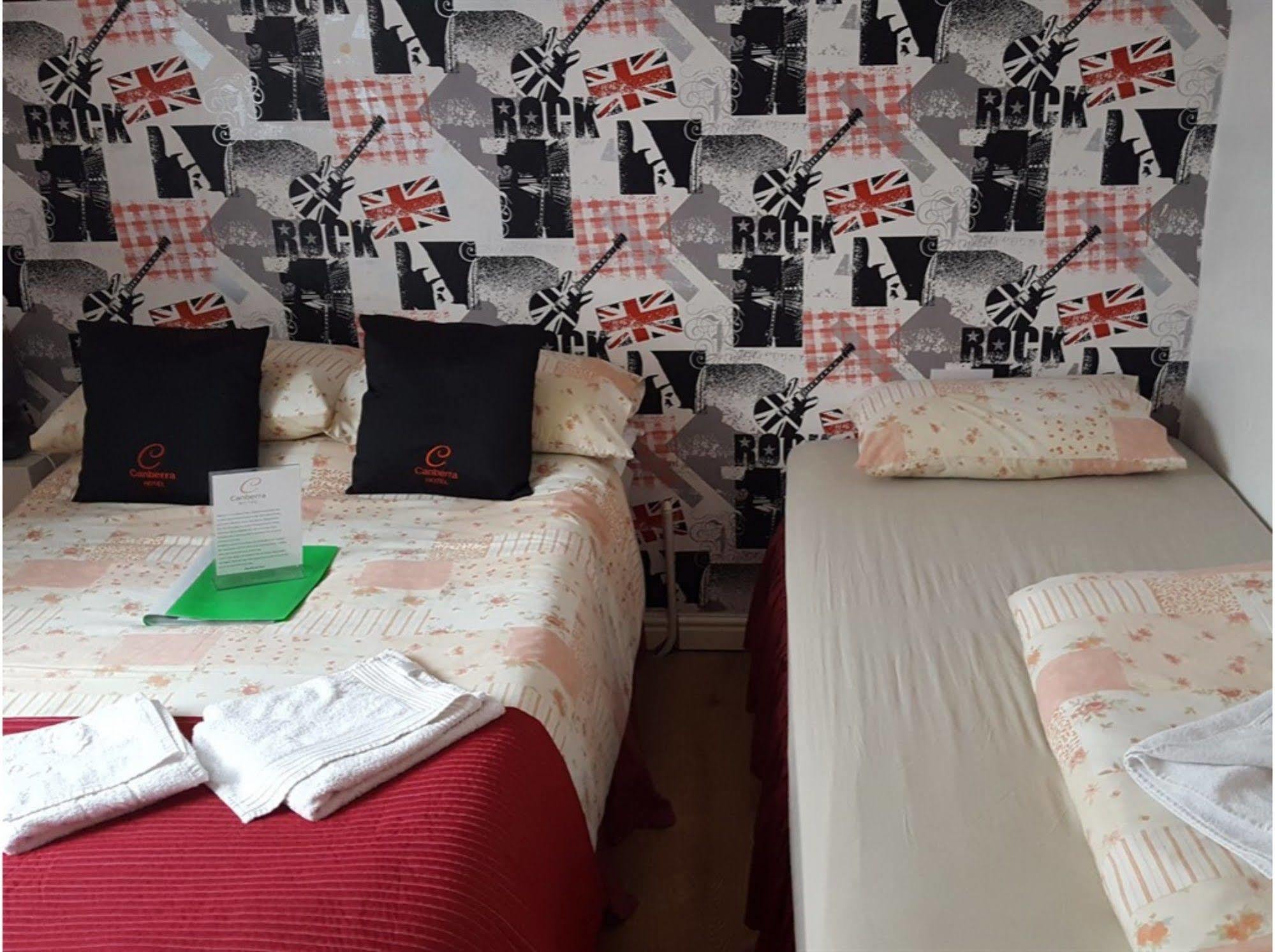 Uk Travel & Hospitality Ltd Ta Canberra Hotel Μπλάκπουλ Εξωτερικό φωτογραφία